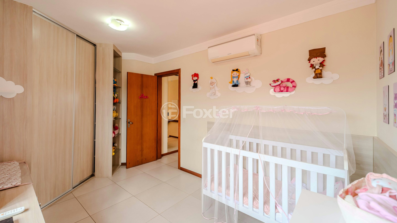 Casa à venda com 4 quartos, 247m² - Foto 19