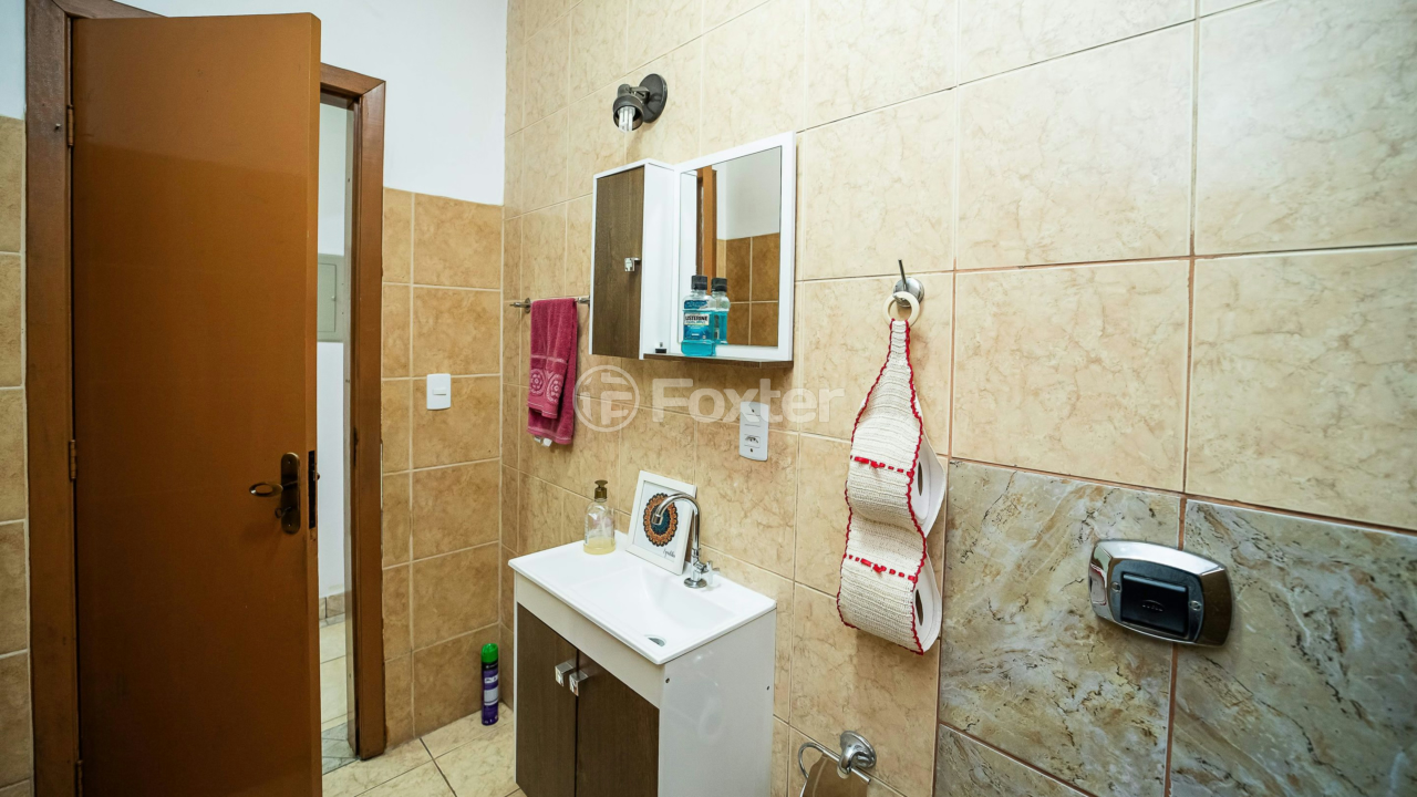 Casa à venda com 4 quartos, 247m² - Foto 7