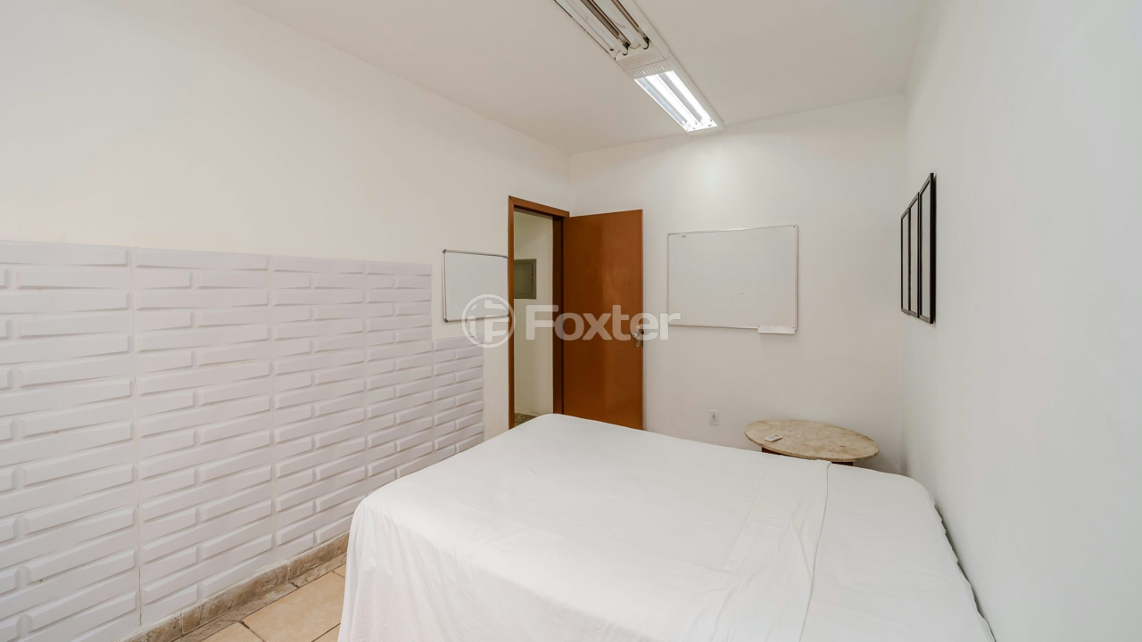 Casa à venda com 4 quartos, 247m² - Foto 13