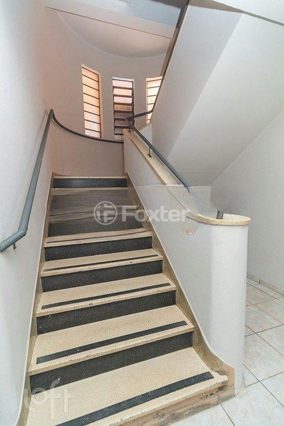 Apartamento à venda com 2 quartos, 64m² - Foto 22