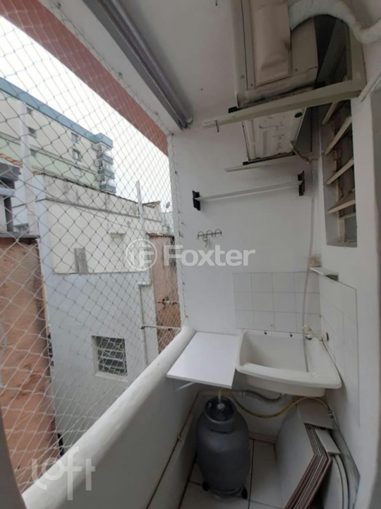 Apartamento à venda com 2 quartos, 64m² - Foto 17