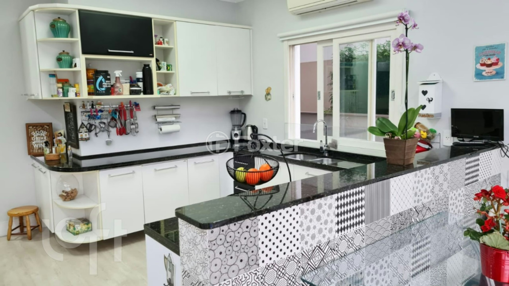 Casa de Condomínio à venda com 3 quartos, 285m² - Foto 9