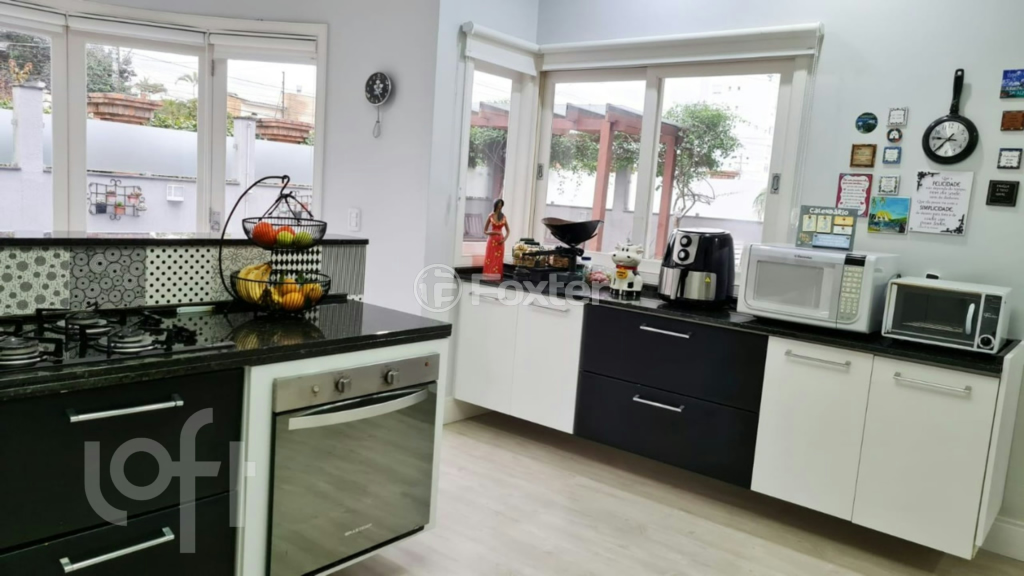Casa de Condomínio à venda com 3 quartos, 285m² - Foto 10