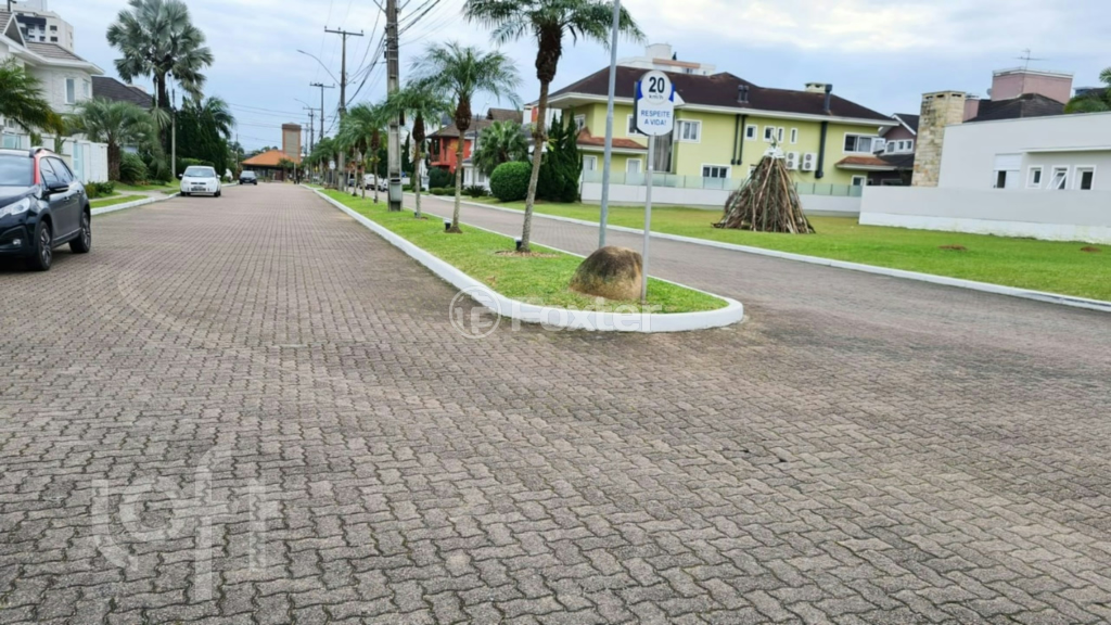 Casa de Condomínio à venda com 3 quartos, 285m² - Foto 42
