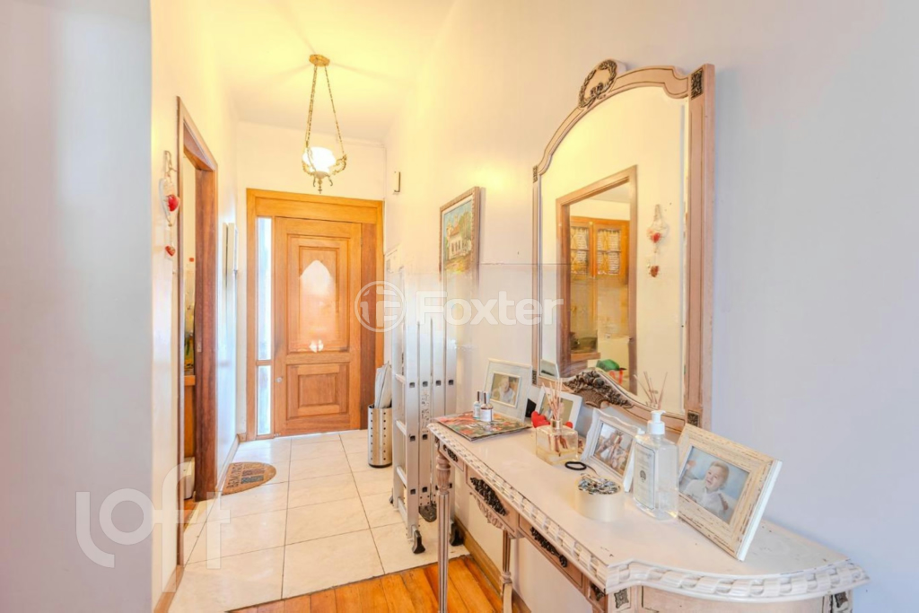 Casa à venda com 3 quartos, 92m² - Foto 1
