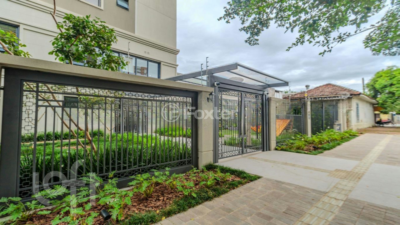 Apartamento à venda com 2 quartos, 57m² - Foto 32
