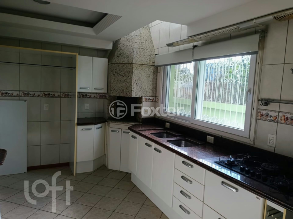 Casa à venda com 3 quartos, 207m² - Foto 11