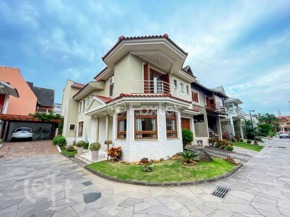 Casa à venda com 3 quartos, 210m² - Foto 8