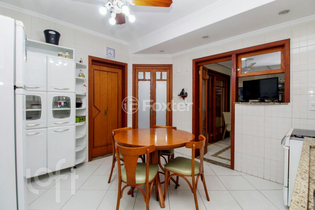 Casa à venda com 3 quartos, 210m² - Foto 13