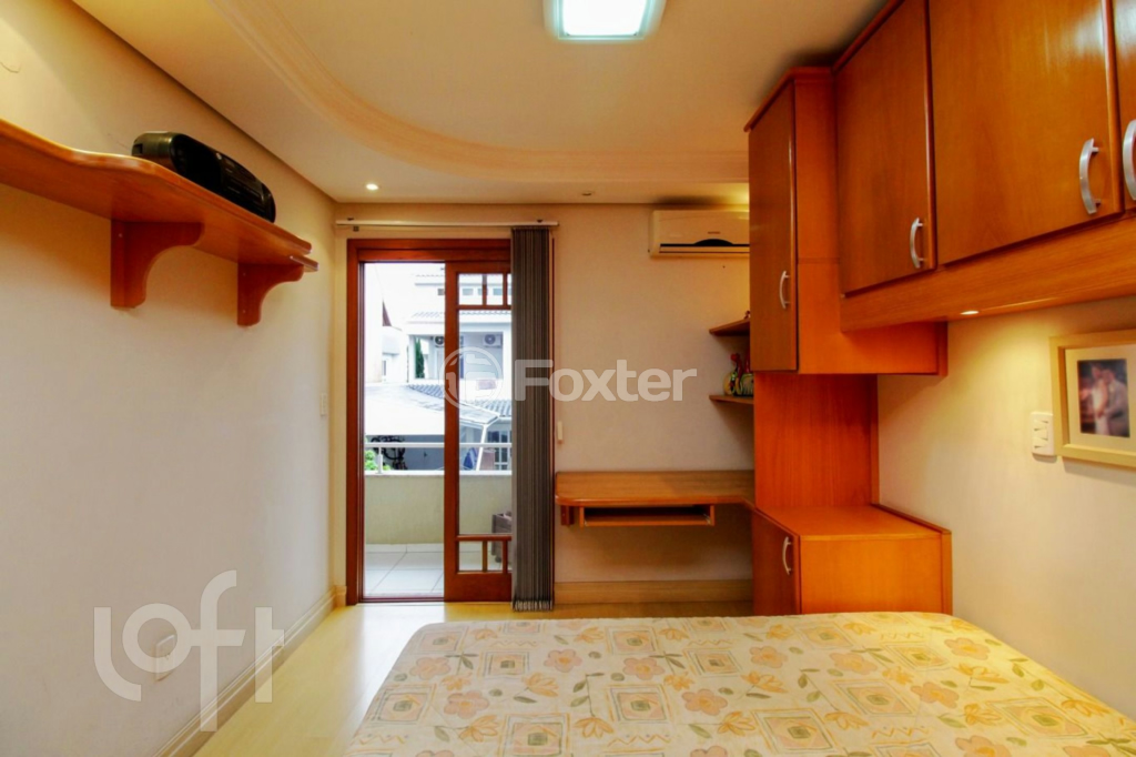 Casa à venda com 3 quartos, 210m² - Foto 26