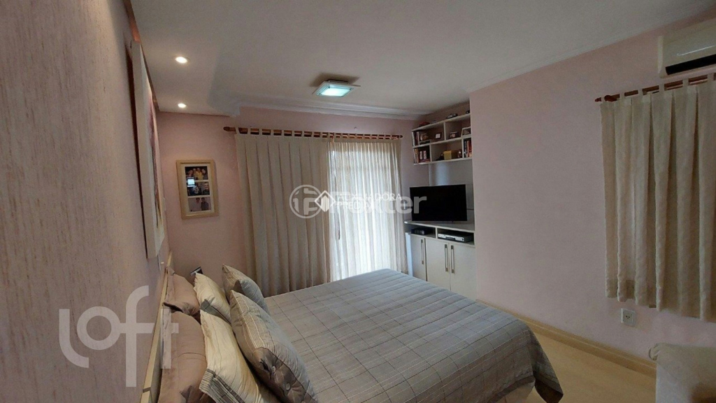 Casa à venda com 3 quartos, 210m² - Foto 22