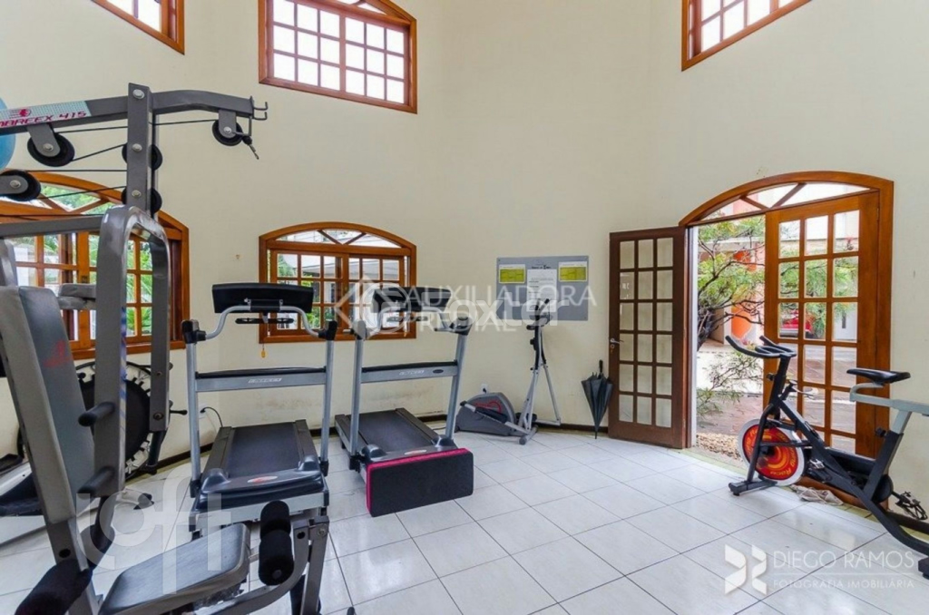 Casa à venda com 3 quartos, 210m² - Foto 40