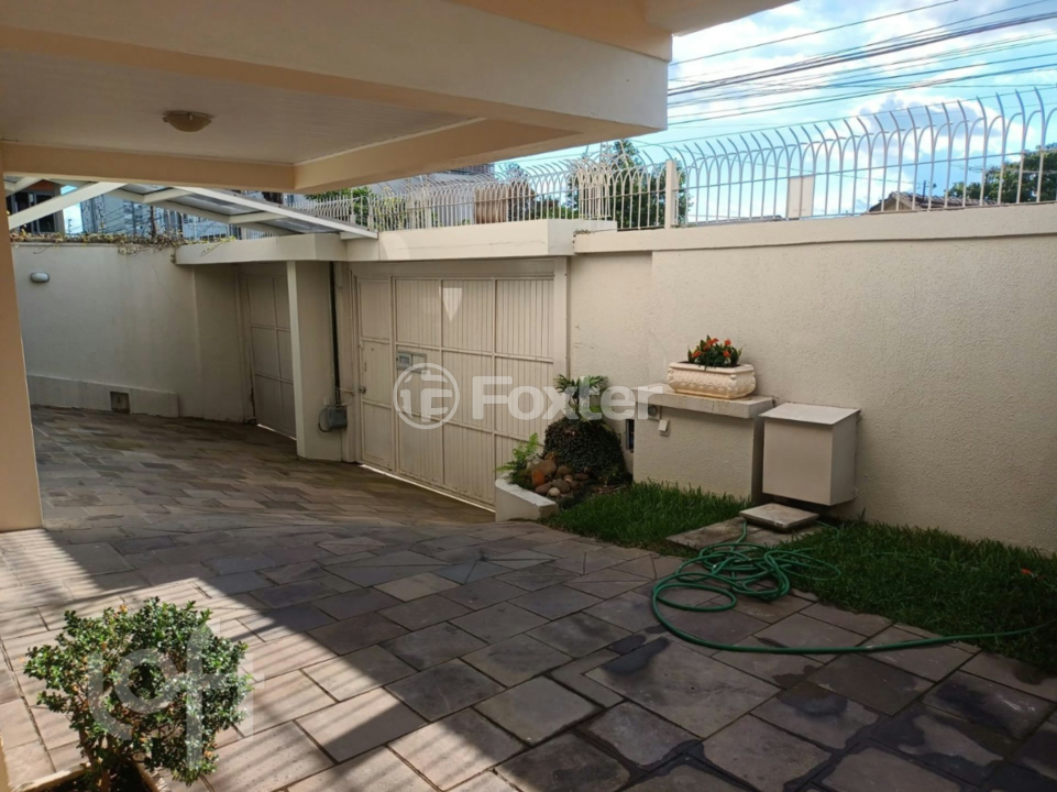 Casa à venda com 3 quartos, 291m² - Foto 6