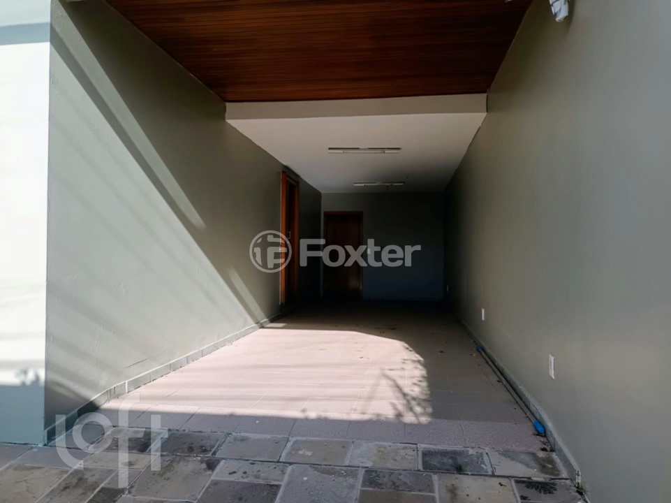 Casa à venda com 3 quartos, 291m² - Foto 5