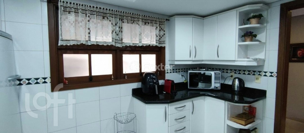 Casa de Condomínio à venda com 4 quartos, 249m² - Foto 13