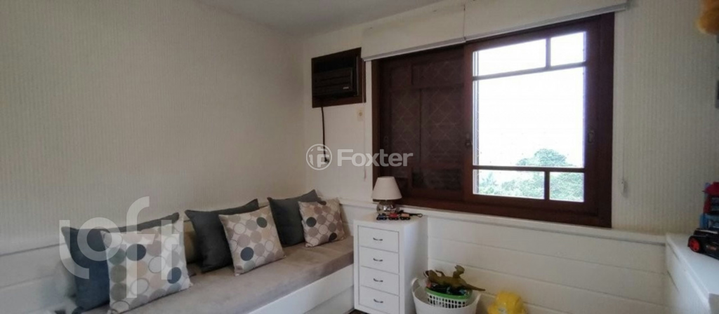 Casa de Condomínio à venda com 4 quartos, 249m² - Foto 12