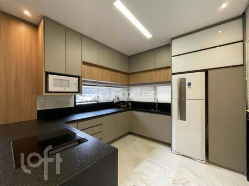 Casa à venda com 2 quartos, 160m² - Foto 8