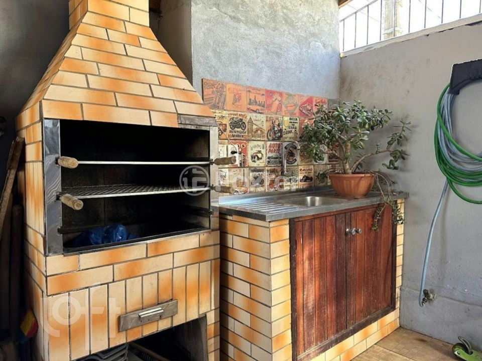 Casa à venda com 2 quartos, 75m² - Foto 7