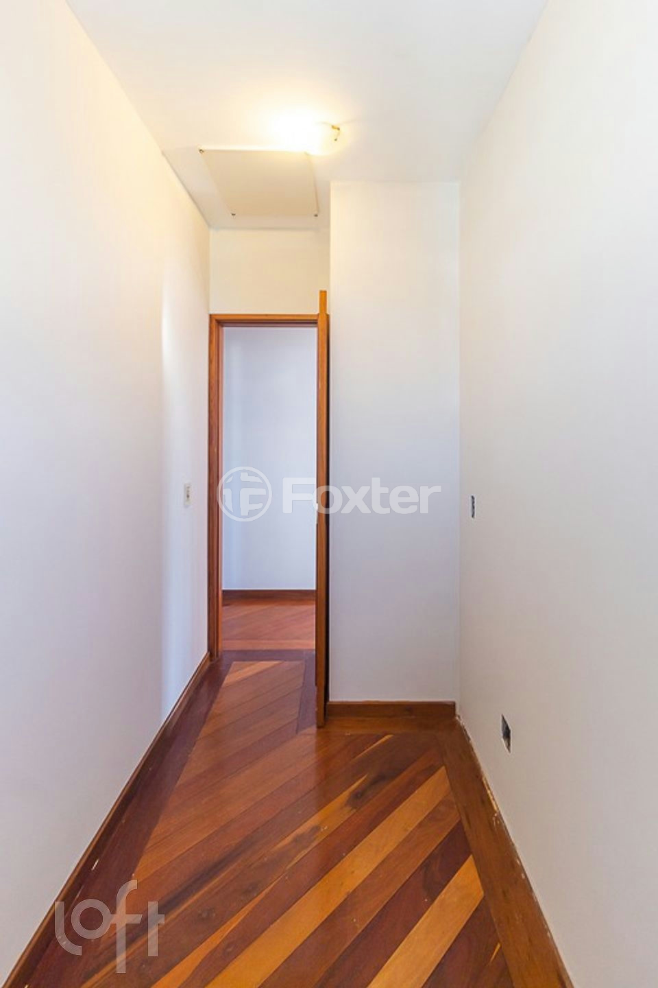 Casa à venda com 3 quartos, 204m² - Foto 25