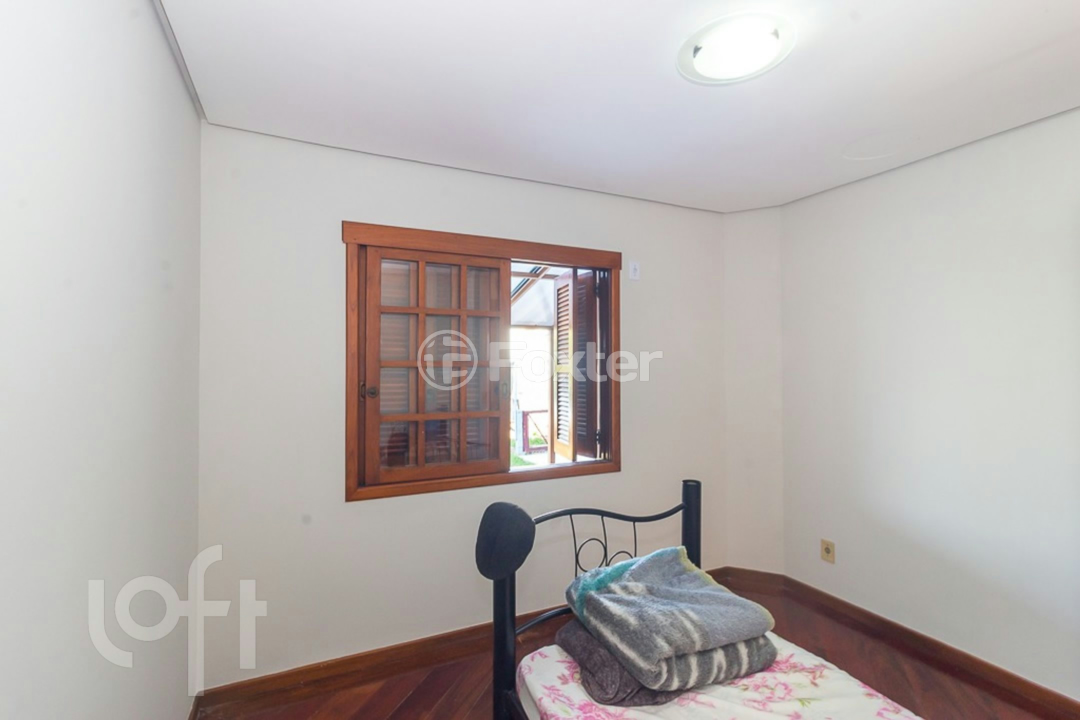 Casa à venda com 3 quartos, 204m² - Foto 9
