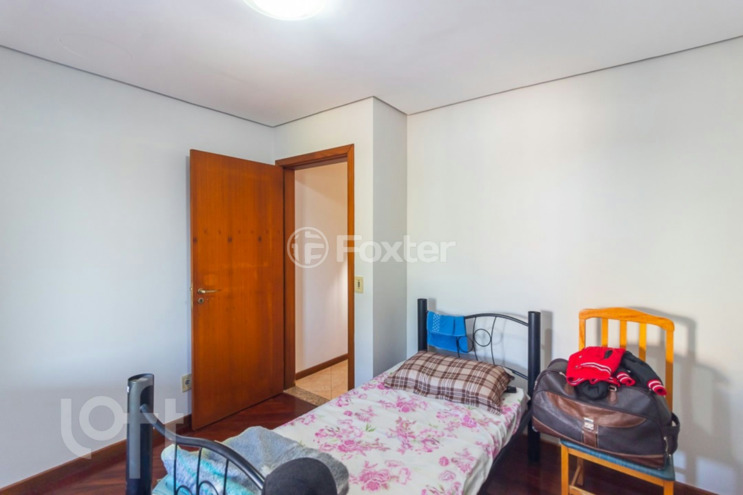 Casa à venda com 3 quartos, 204m² - Foto 10