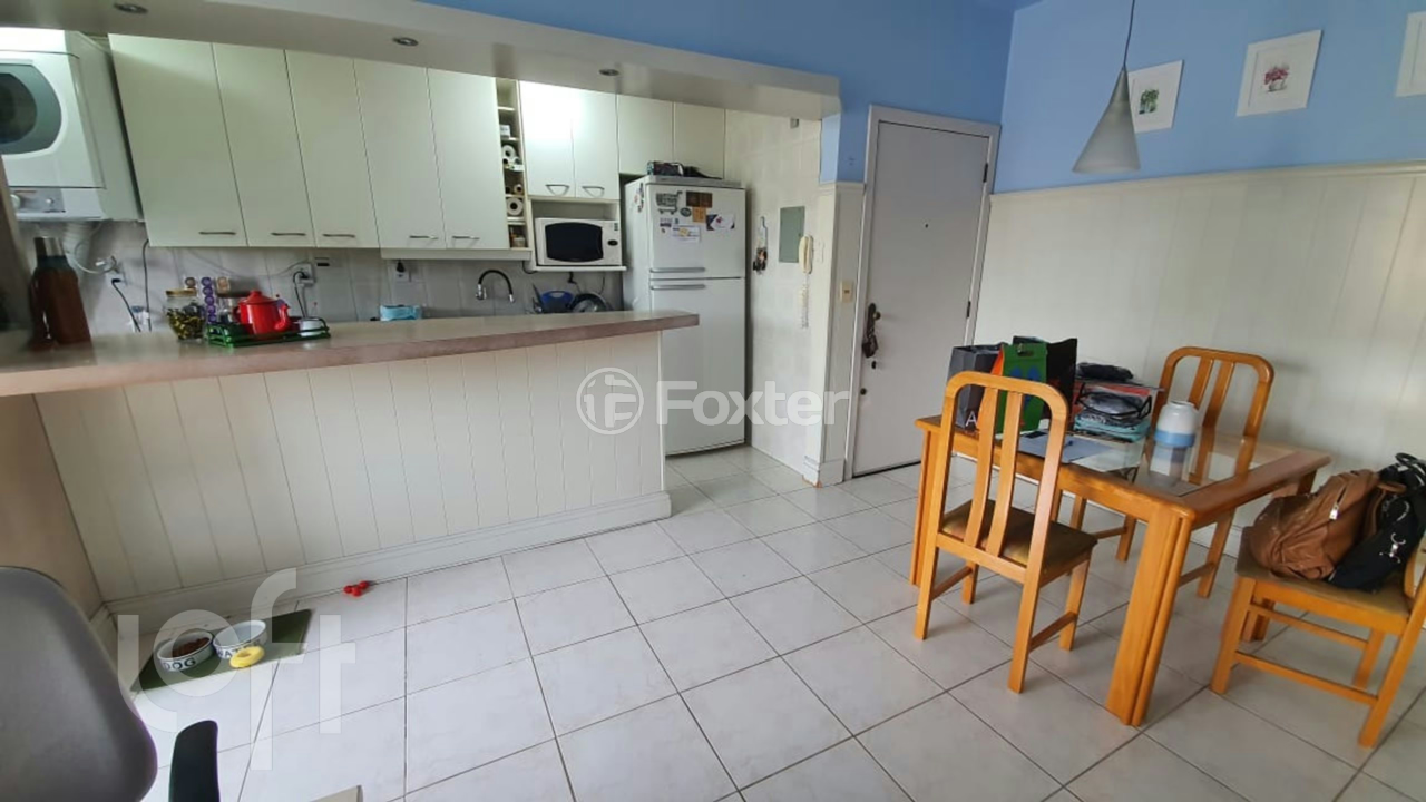 Apartamento à venda com 2 quartos, 60m² - Foto 2