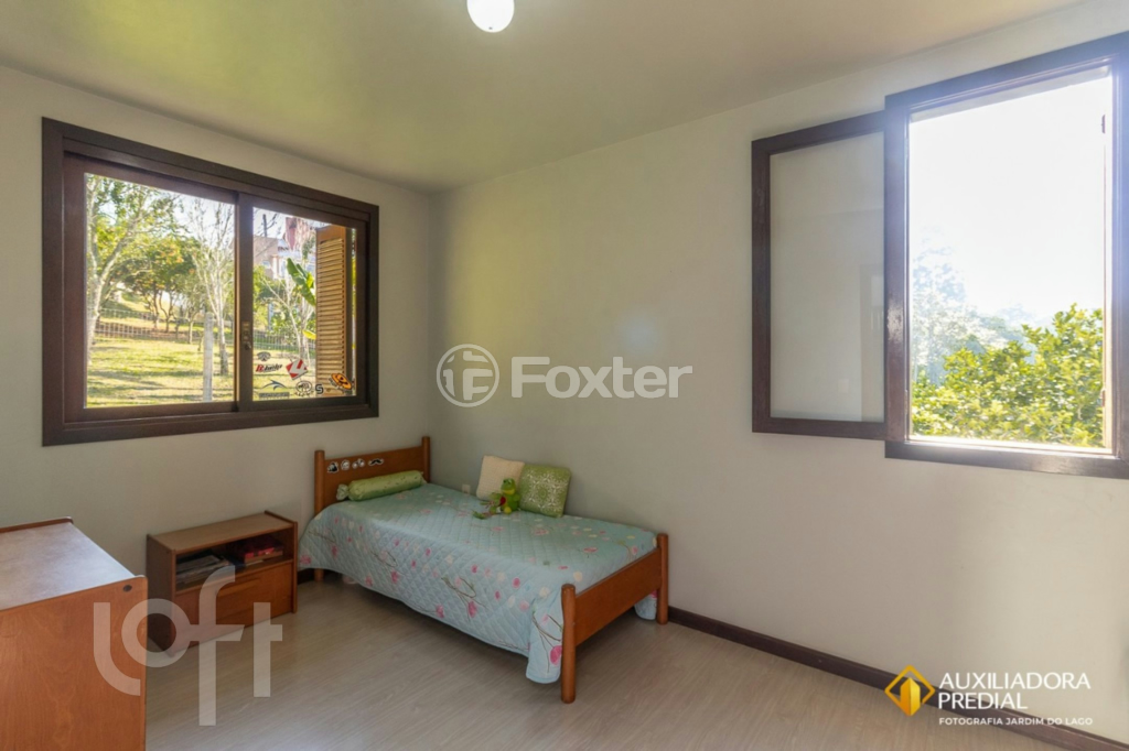 Casa de Condomínio à venda com 3 quartos, 240m² - Foto 14