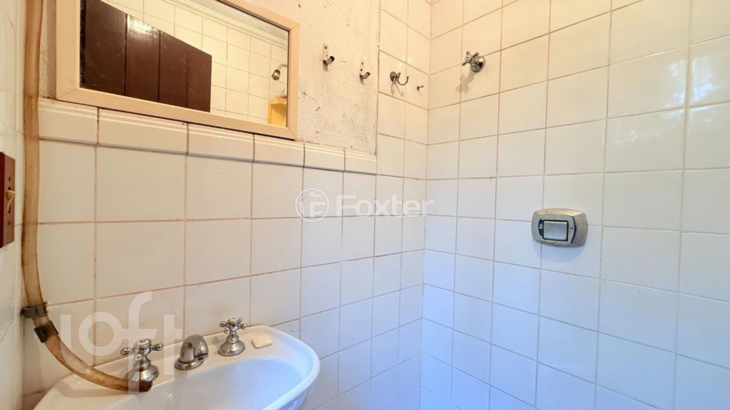 Casa de Condomínio à venda com 3 quartos, 331m² - Foto 38