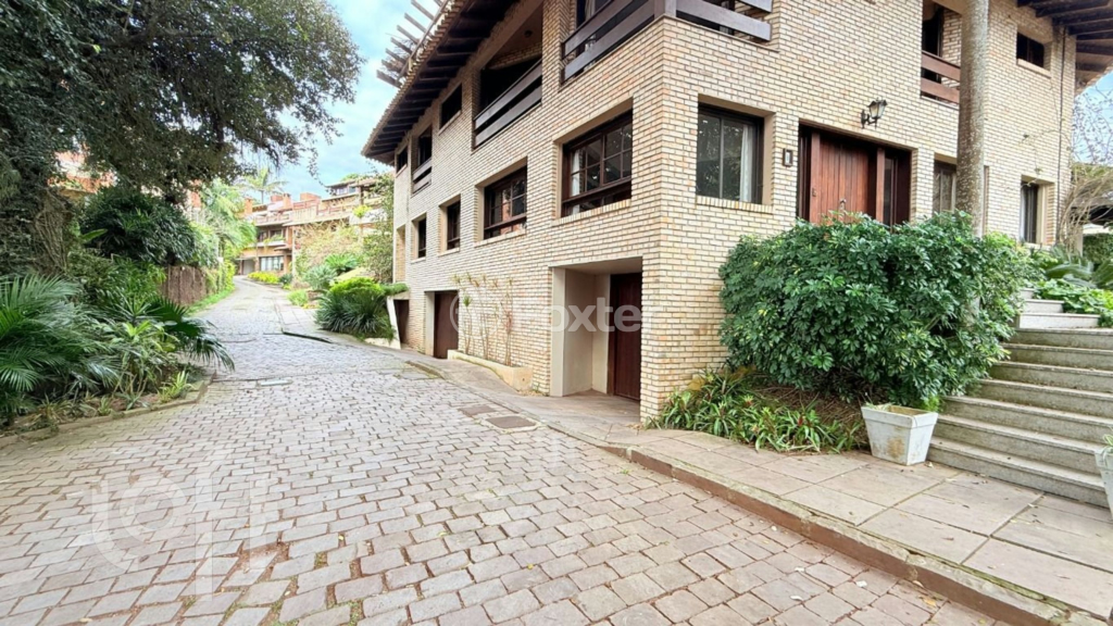 Casa de Condomínio à venda com 3 quartos, 331m² - Foto 44