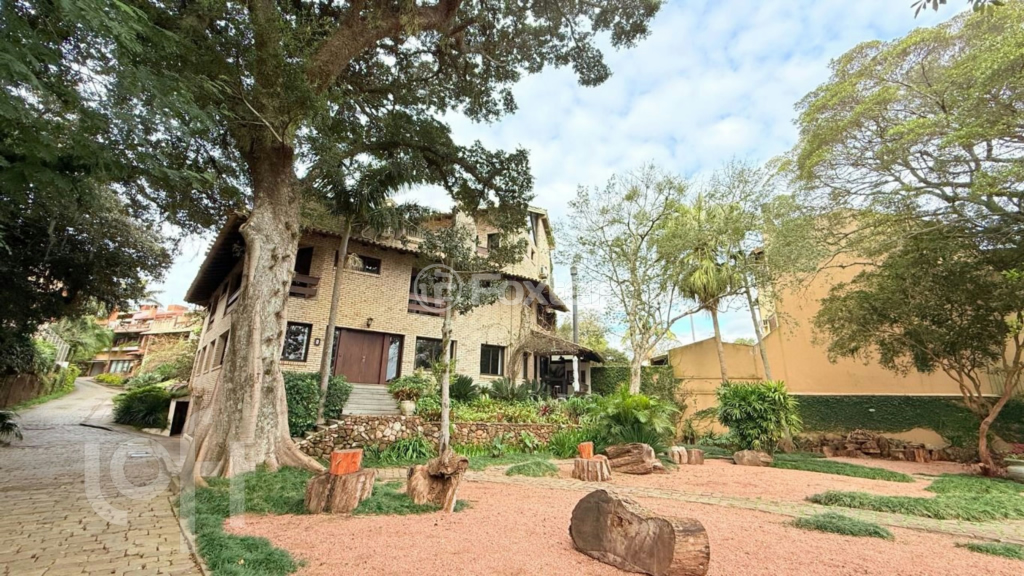 Casa de Condomínio à venda com 3 quartos, 331m² - Foto 42