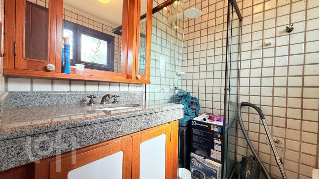 Casa de Condomínio à venda com 3 quartos, 331m² - Foto 37