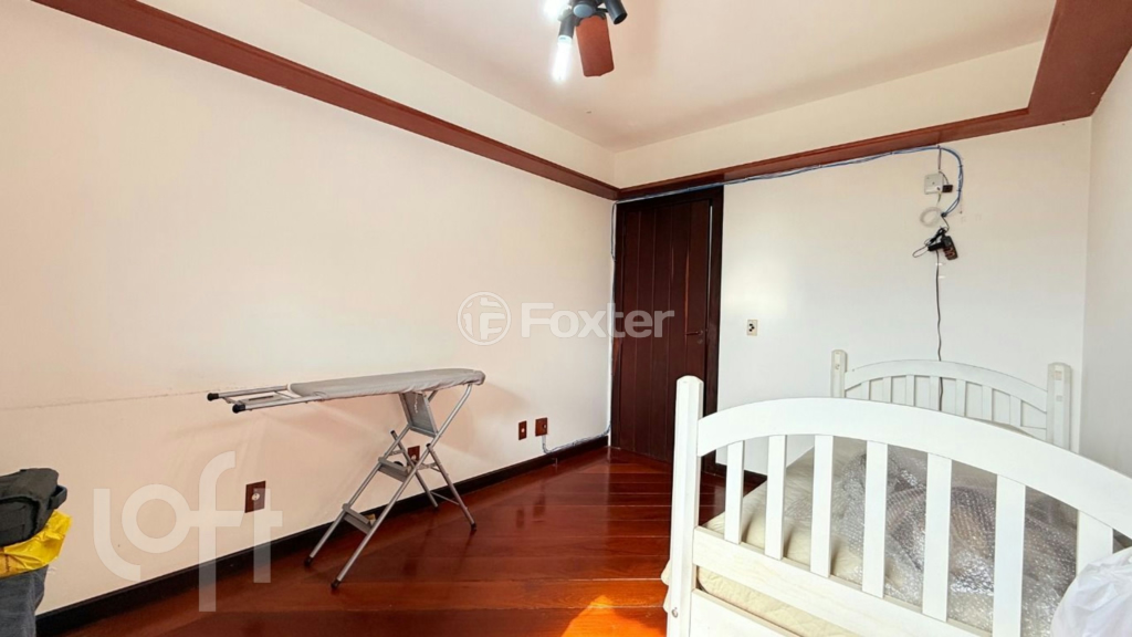 Casa de Condomínio à venda com 3 quartos, 331m² - Foto 12