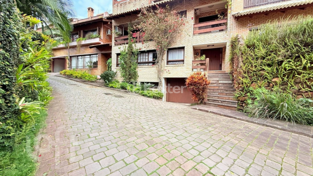 Casa de Condomínio à venda com 3 quartos, 331m² - Foto 49