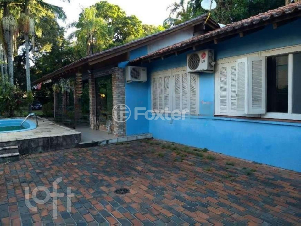 Casa à venda com 4 quartos, 292m² - Foto 2