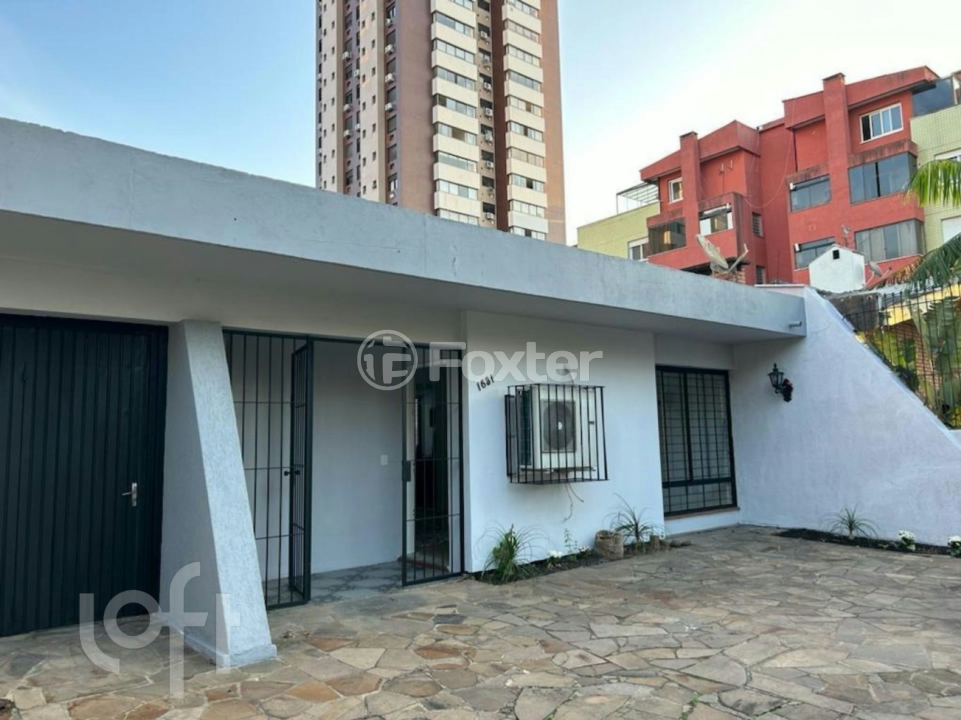 Casa à venda com 3 quartos, 170m² - Foto 1