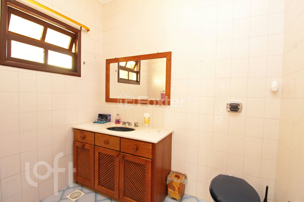 Casa à venda com 3 quartos, 246m² - Foto 15
