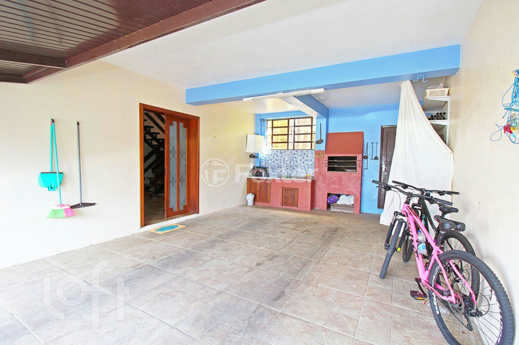 Casa à venda com 3 quartos, 246m² - Foto 23