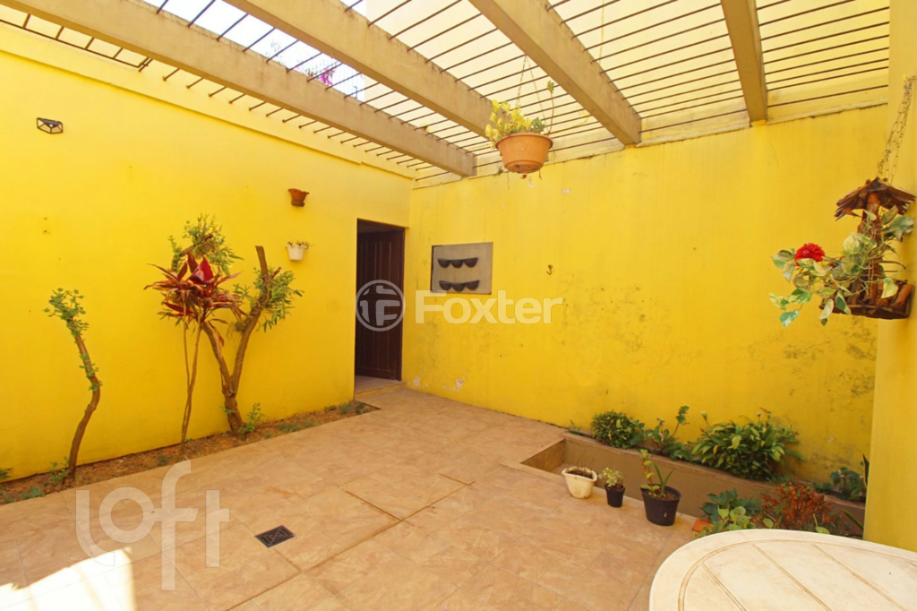 Casa à venda com 3 quartos, 246m² - Foto 11