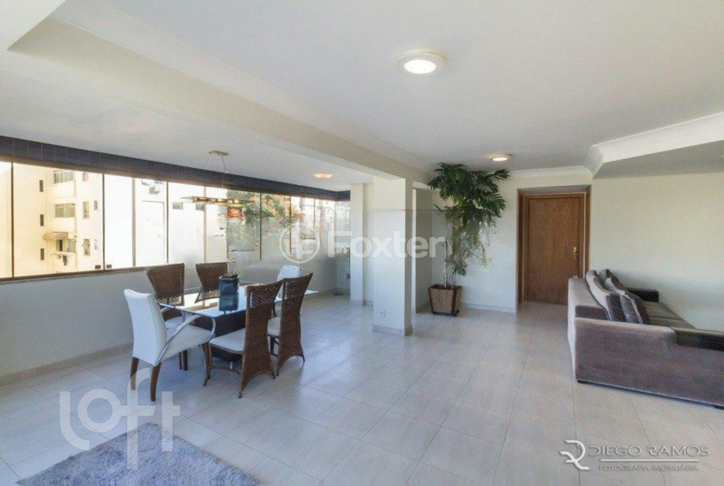 Apartamento à venda com 3 quartos, 148m² - Foto 4