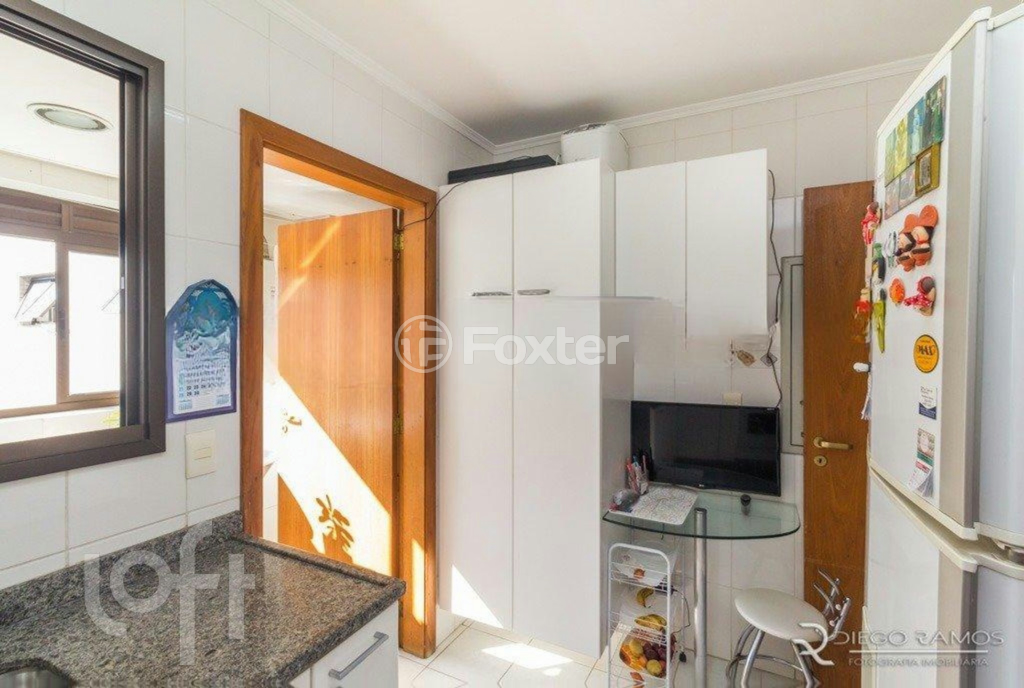 Apartamento à venda com 3 quartos, 148m² - Foto 13