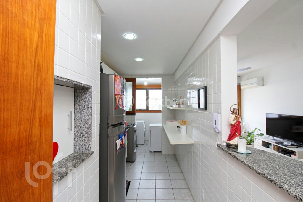Apartamento à venda com 2 quartos, 70m² - Foto 13