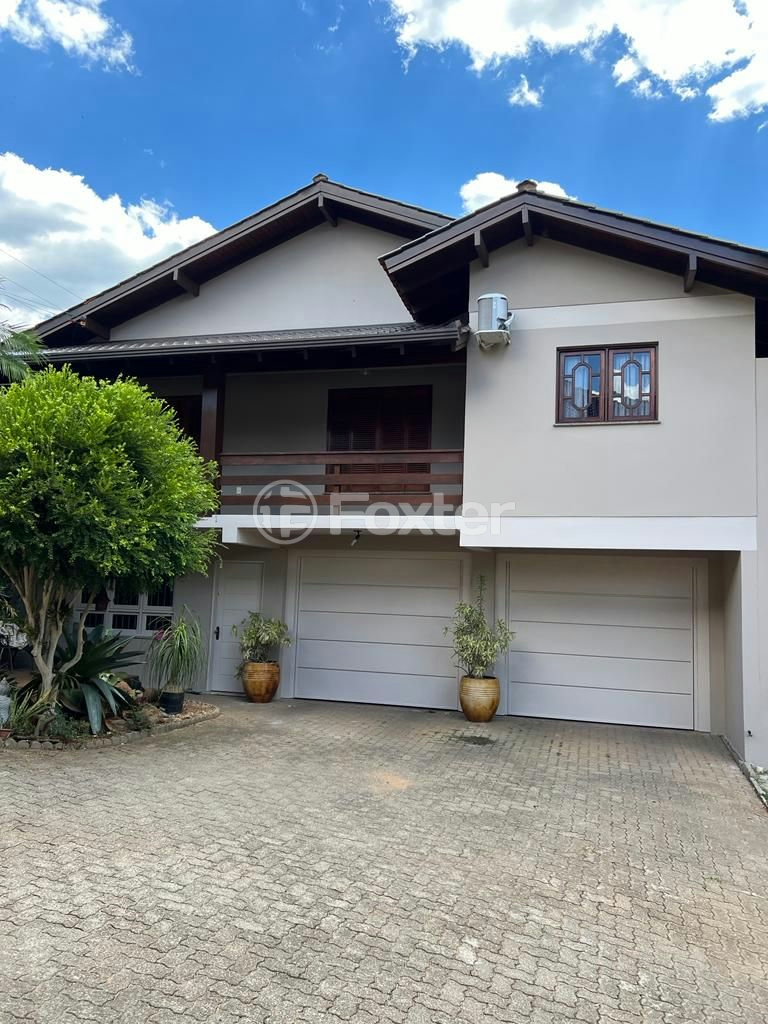 Casa à venda com 4 quartos, 425m² - Foto 1
