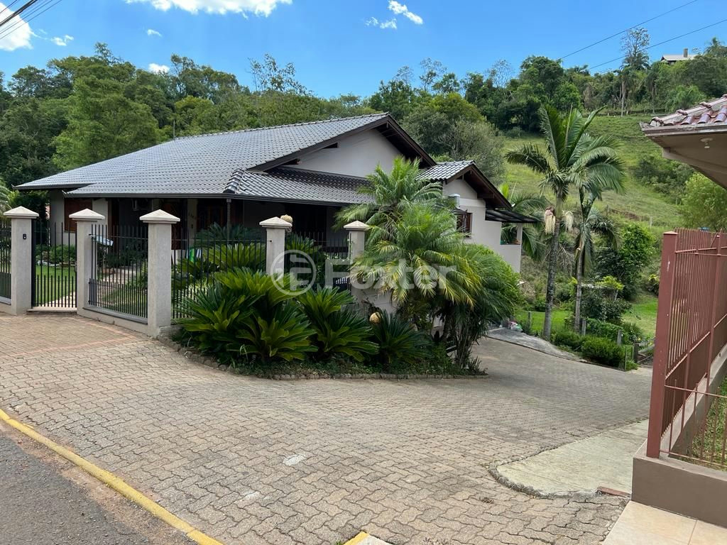 Casa à venda com 4 quartos, 425m² - Foto 6