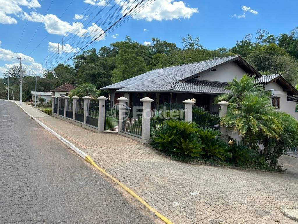 Casa à venda com 4 quartos, 425m² - Foto 4