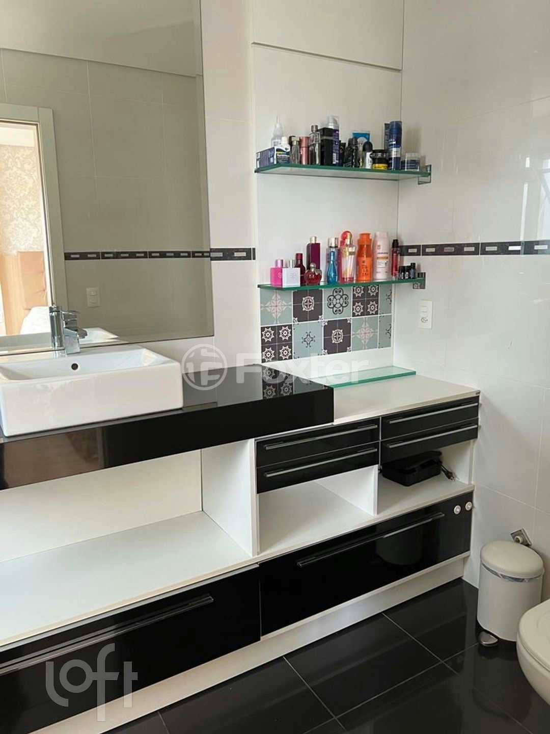 Apartamento à venda com 3 quartos, 154m² - Foto 8