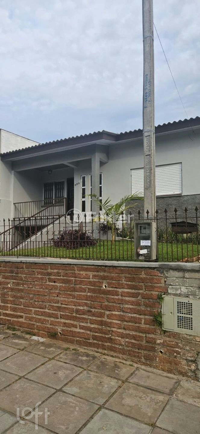 Casa à venda com 2 quartos, 120m² - Foto 2