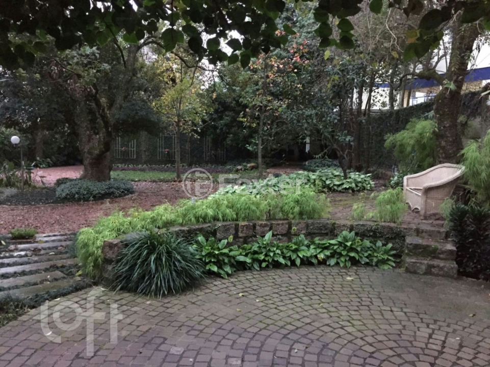 Casa à venda com 4 quartos, 380m² - Foto 7
