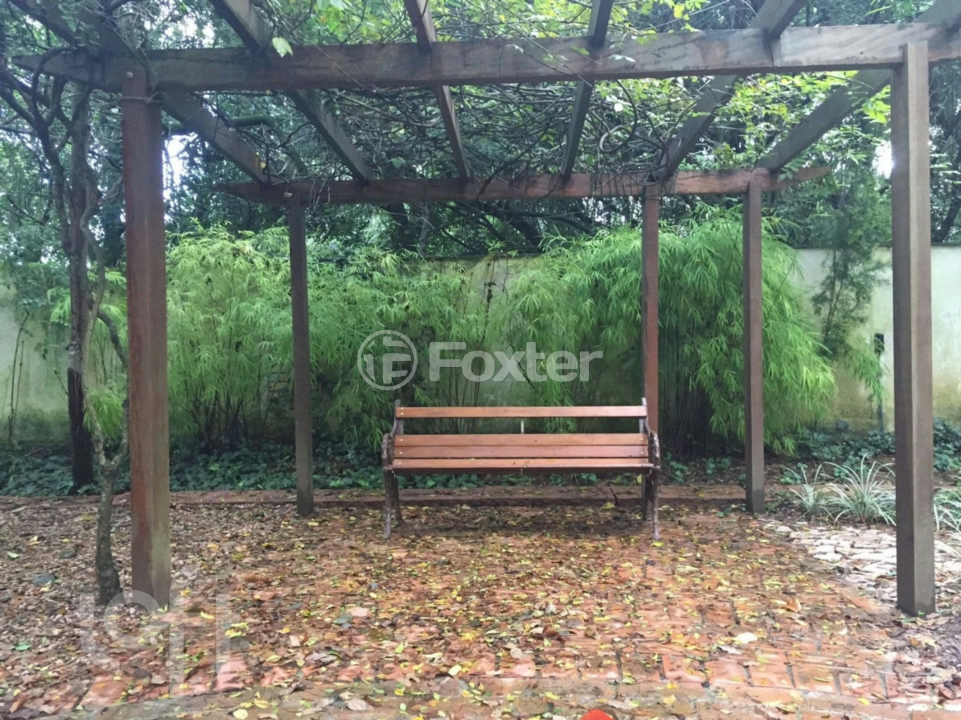Casa à venda com 4 quartos, 380m² - Foto 21