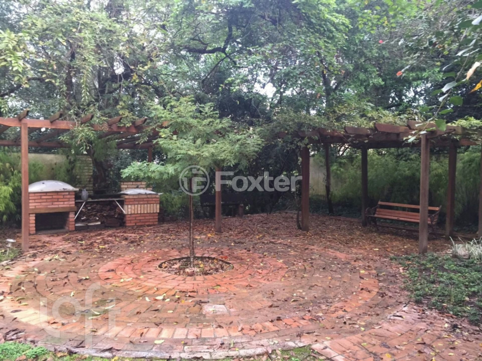 Casa à venda com 4 quartos, 380m² - Foto 20