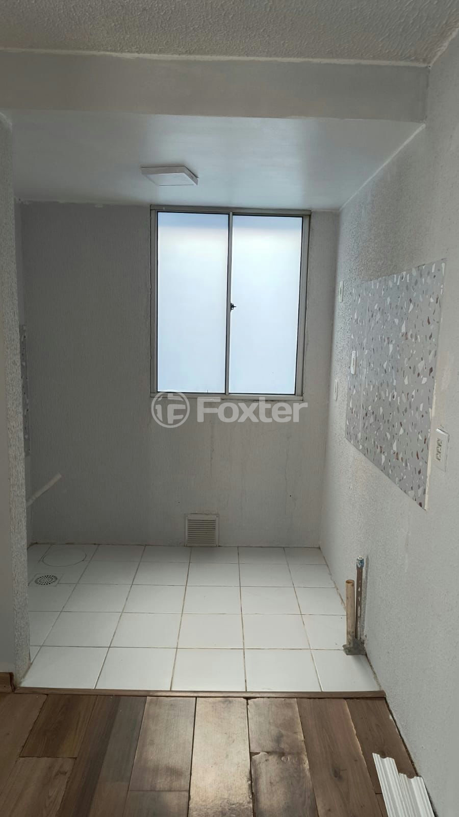 Apartamento à venda com 2 quartos, 38m² - Foto 2